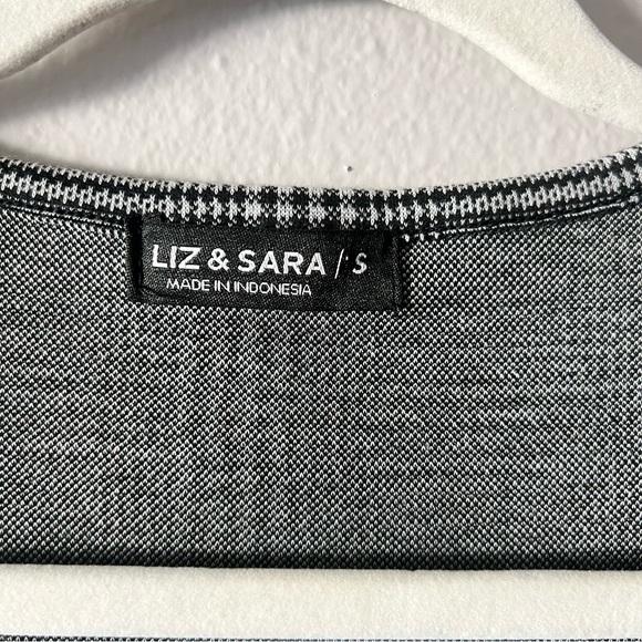 Elegant Black and Gray Plaid Midi Dress - Picture 3 of 6